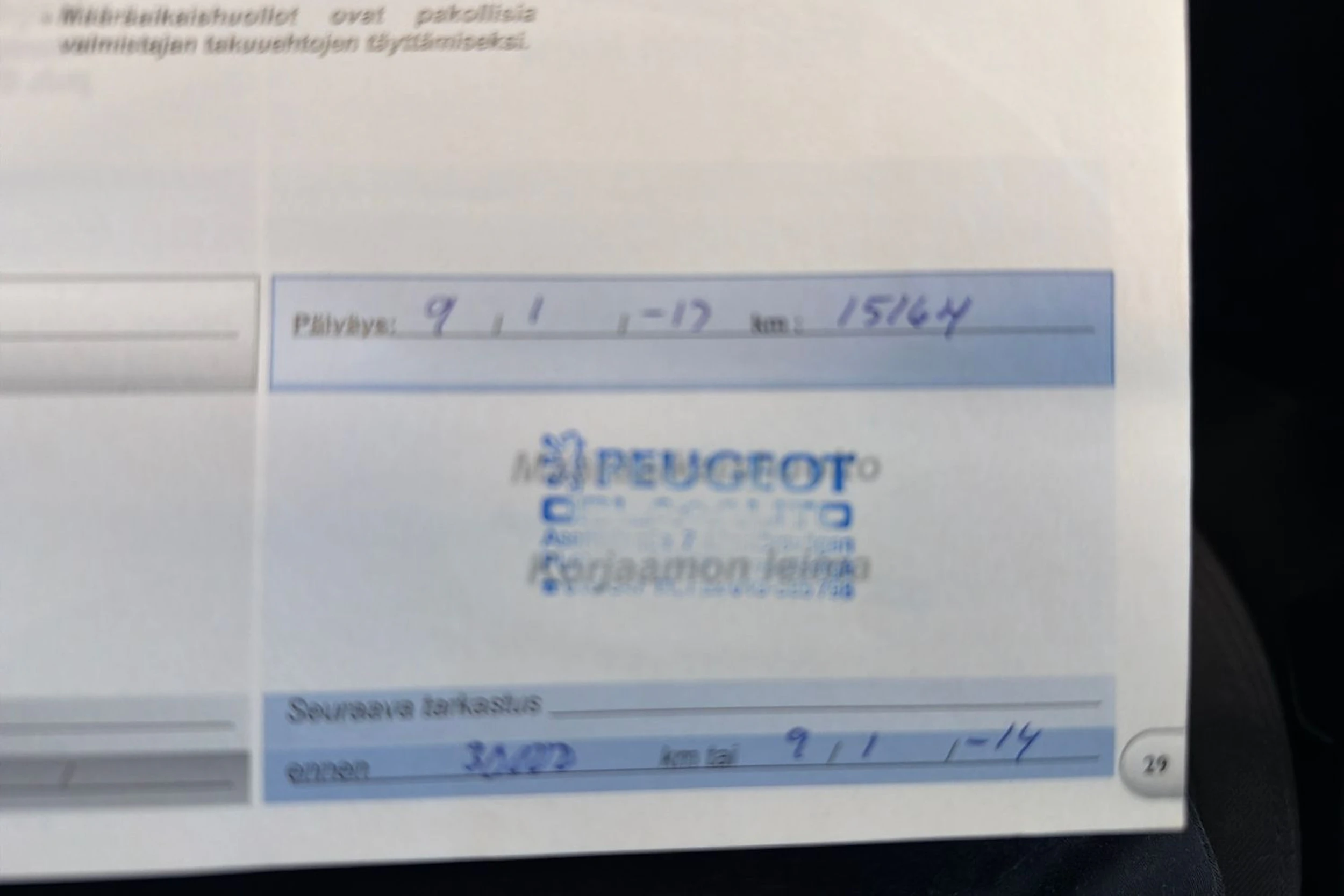 Valkoinen Peugeot 5008 2012 kuva 32.