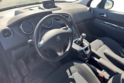musta Peugeot 5008 2014 kuva 3.