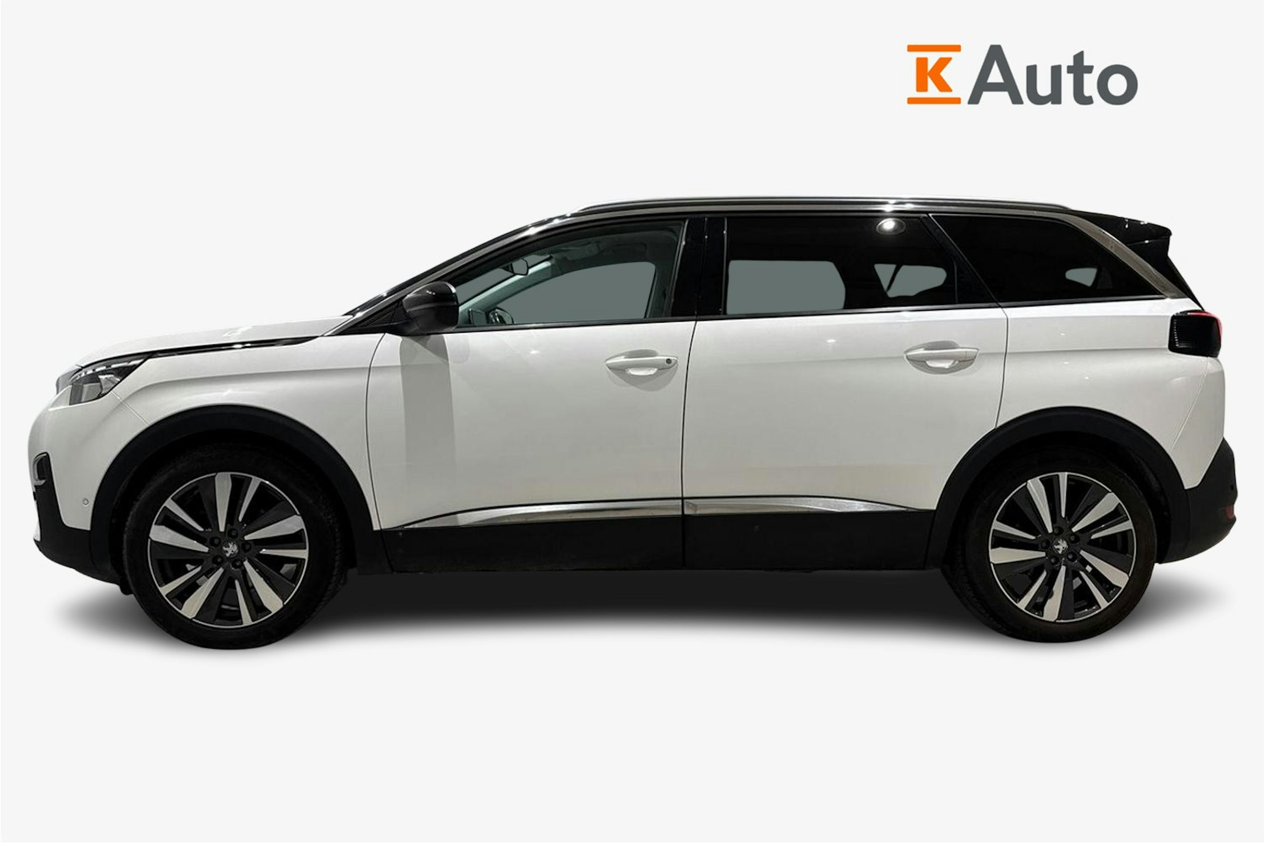 valkoinen Peugeot 5008 2018 kuva 6.