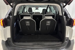 valkoinen Peugeot 5008 2018 kuva 17.