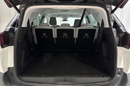 valkoinen Peugeot 5008 2018 kuva 18.
