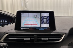 valkoinen Peugeot 5008 2018 kuva 23.