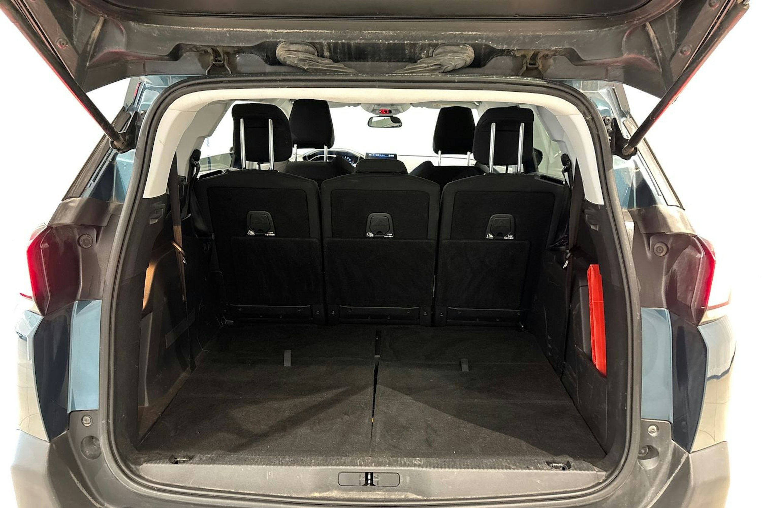 sininen Peugeot 5008 2018 kuva 16.
