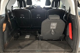 sininen Peugeot 5008 2018 kuva 17.