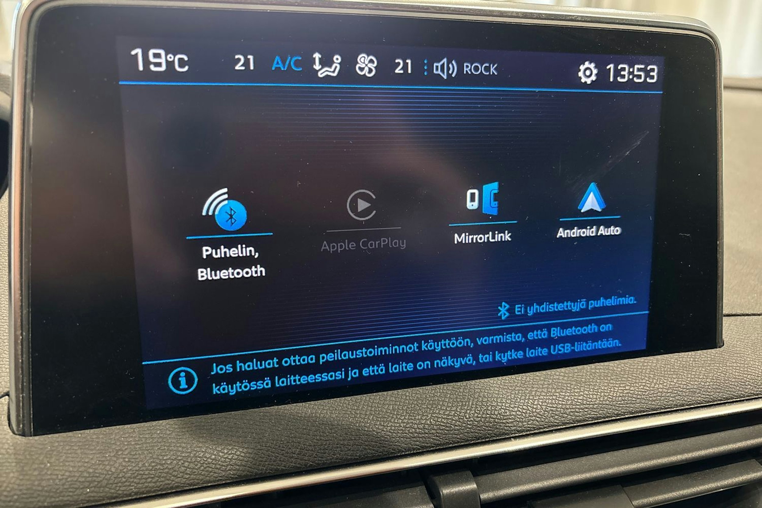 sininen Peugeot 5008 2018 kuva 25.