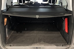 sininen Peugeot 5008 2018 kuva 34.