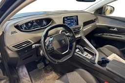 Musta Peugeot 5008 2018 kuva 3.