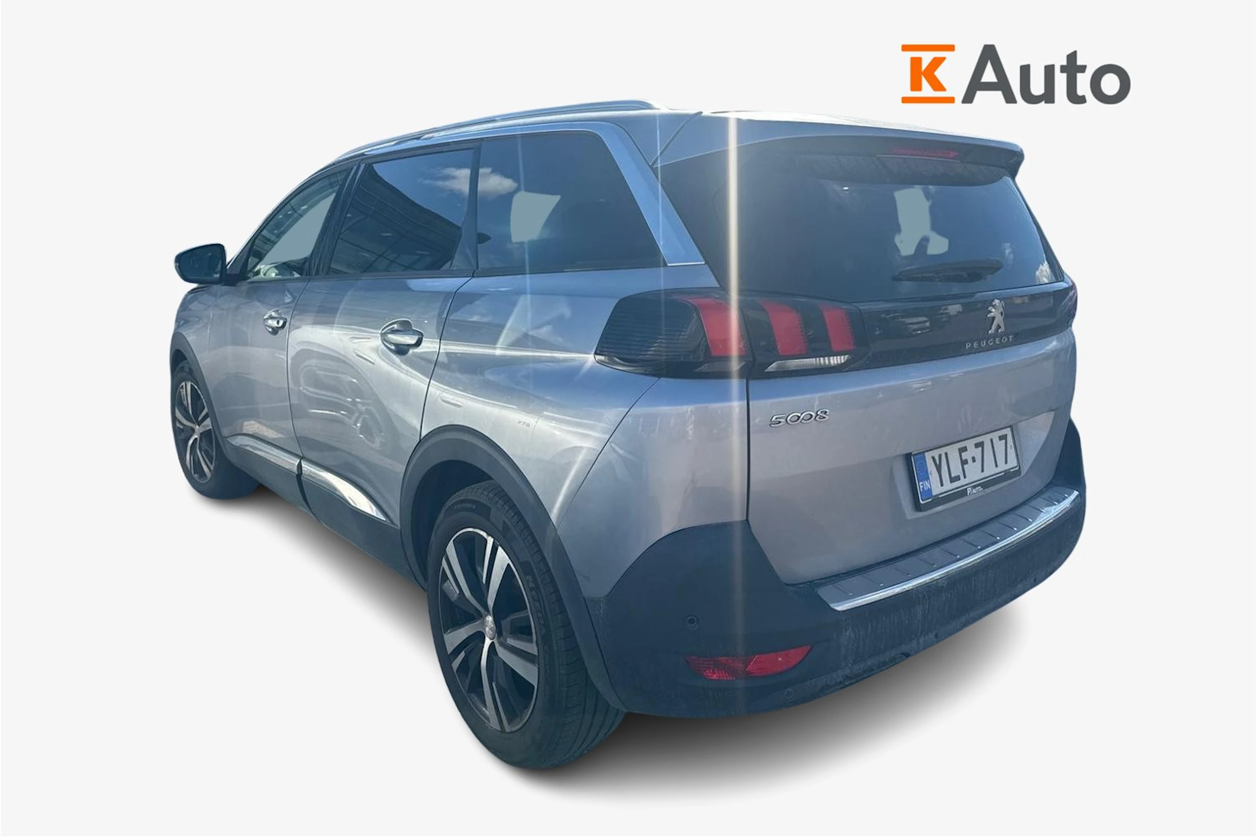 Harmaa Peugeot 5008 2019 kuva 2.