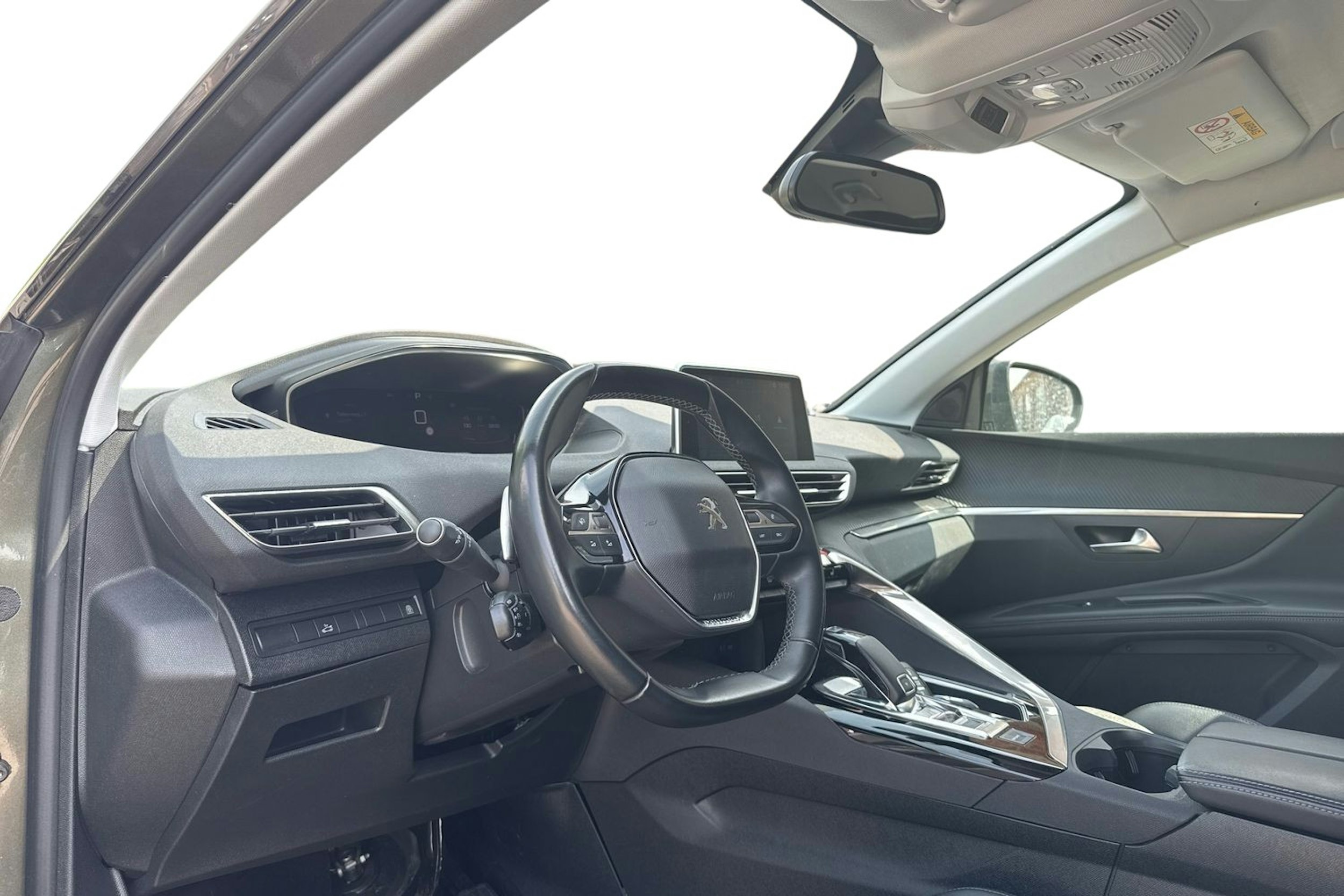 harmaa Peugeot 5008 2020 kuva 3.