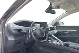 harmaa Peugeot 5008 2020 kuva 3.