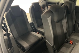 sininen Peugeot 5008 2021 kuva 15.