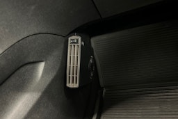 sininen Peugeot 5008 2021 kuva 22.
