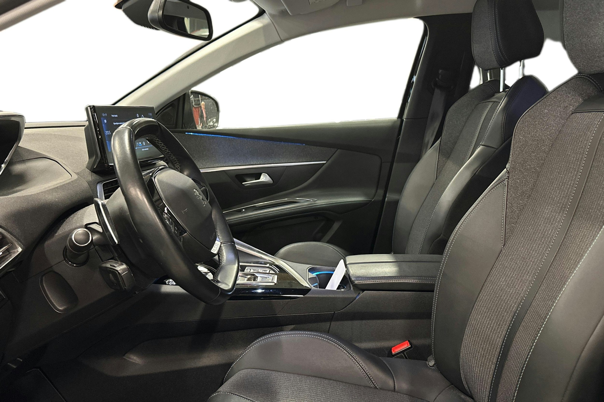 musta Peugeot 5008 2021 kuva 3.