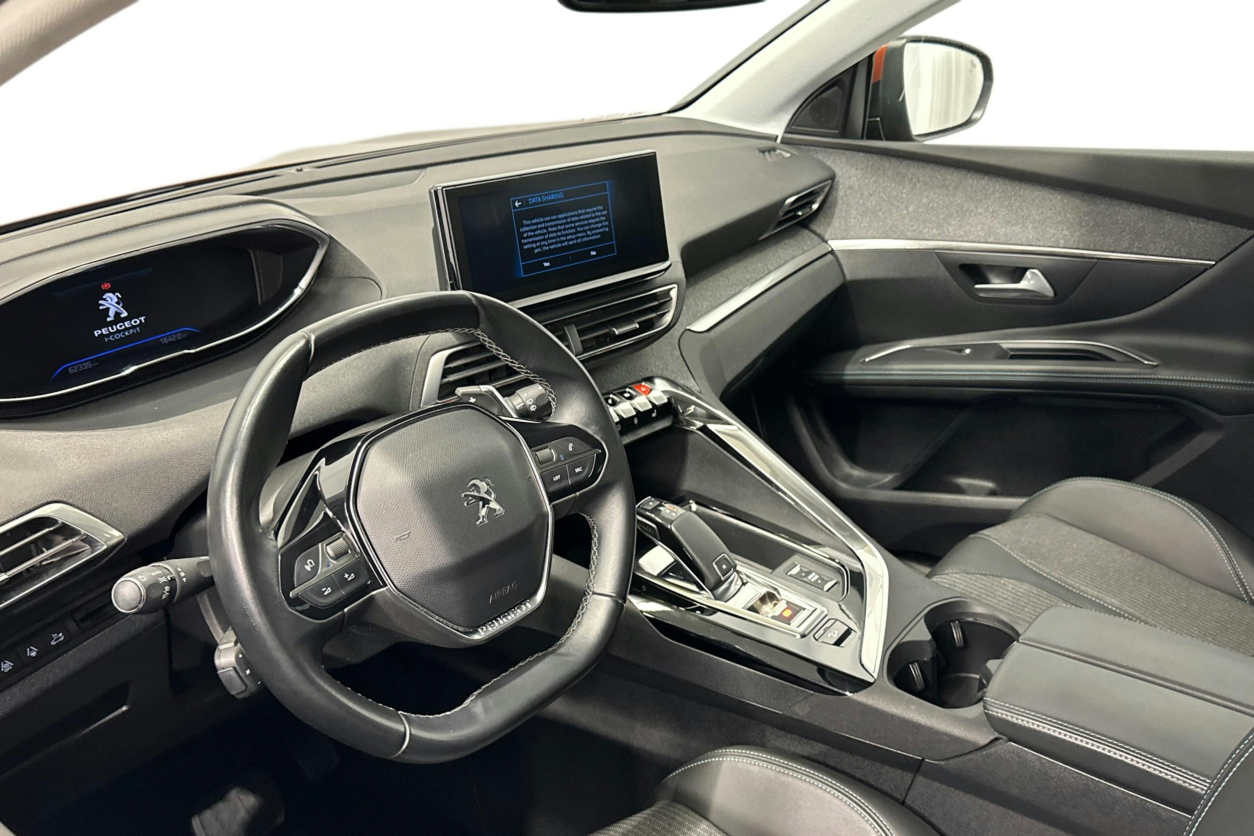 ruskea (beige) Peugeot 5008 2021 kuva 7.
