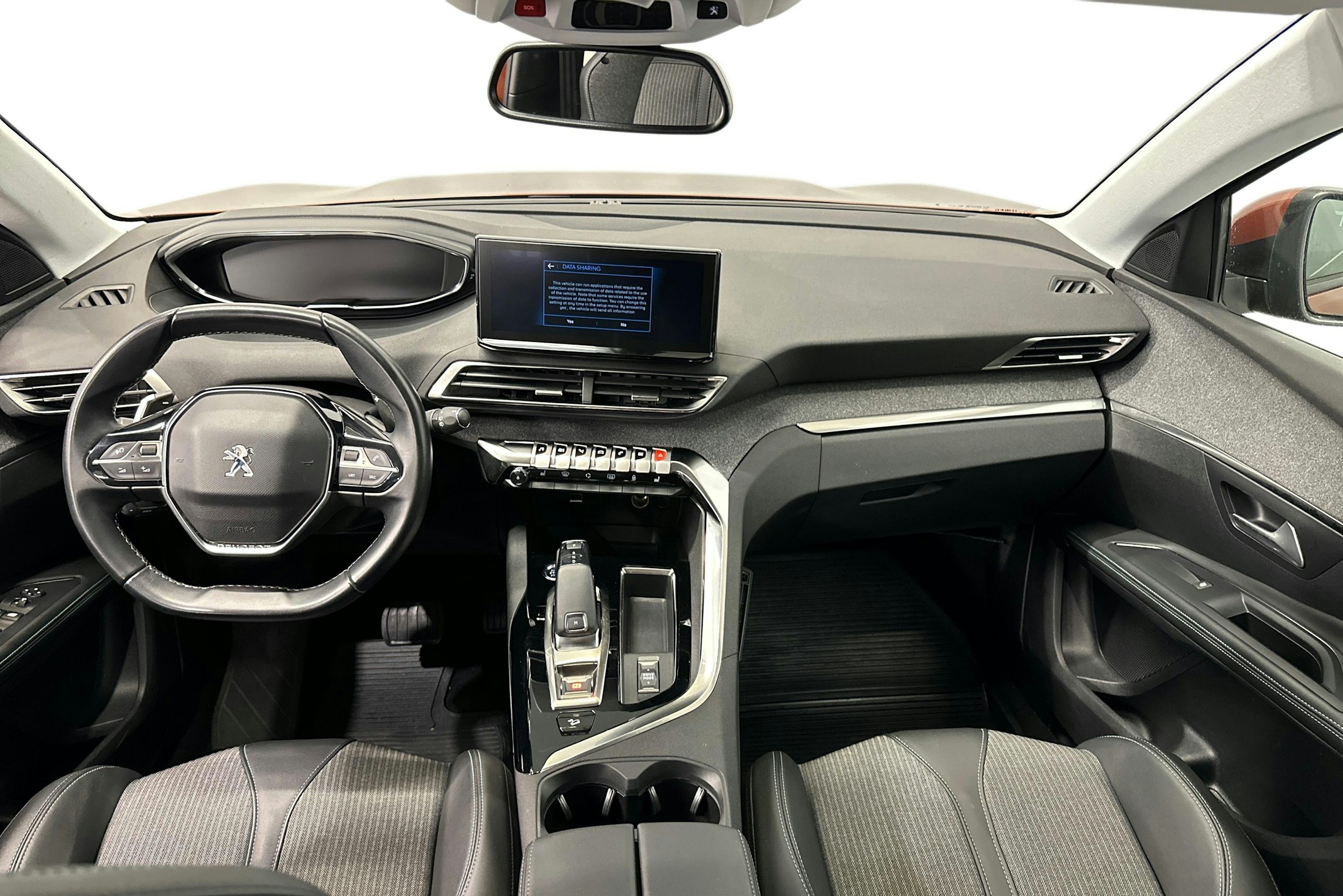 ruskea (beige) Peugeot 5008 2021 kuva 9.