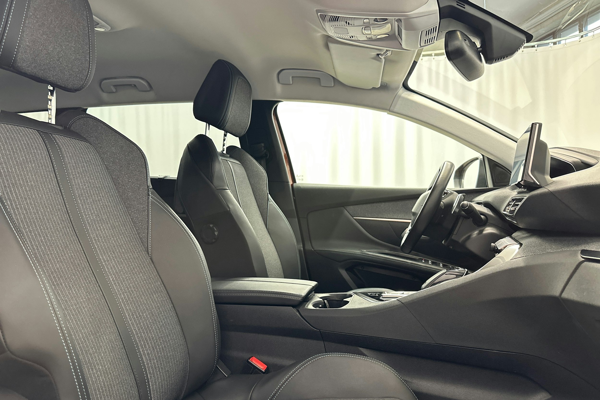 ruskea (beige) Peugeot 5008 2021 kuva 15.