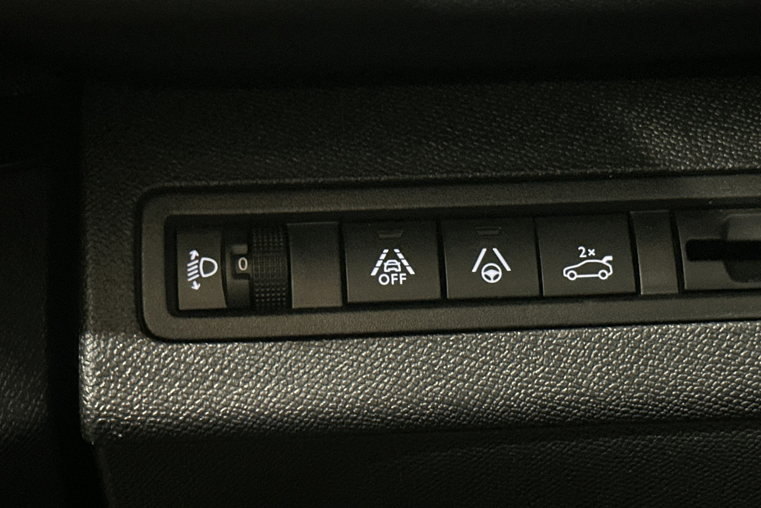 ruskea (beige) Peugeot 5008 2021 kuva 18.