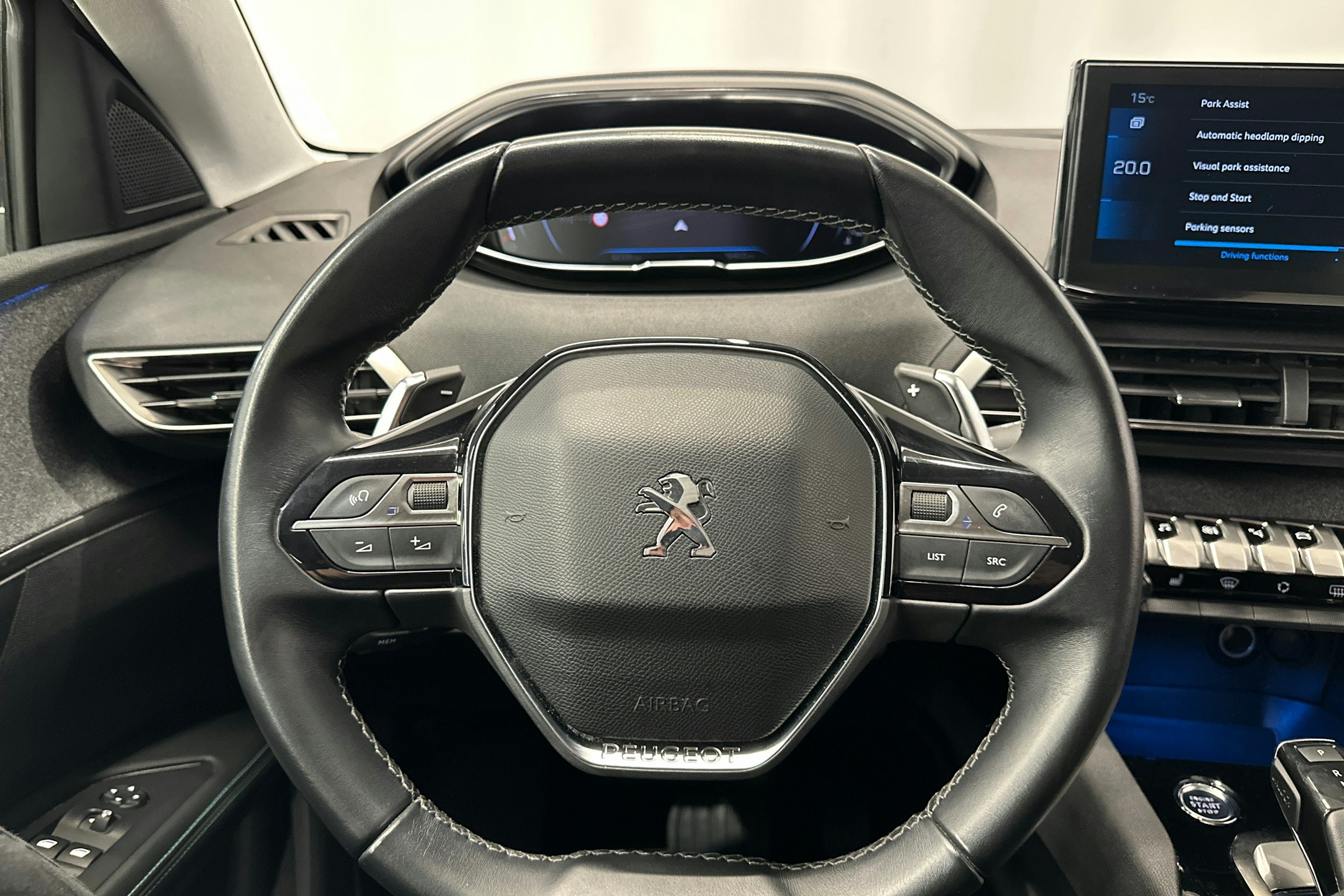 ruskea (beige) Peugeot 5008 2021 kuva 21.