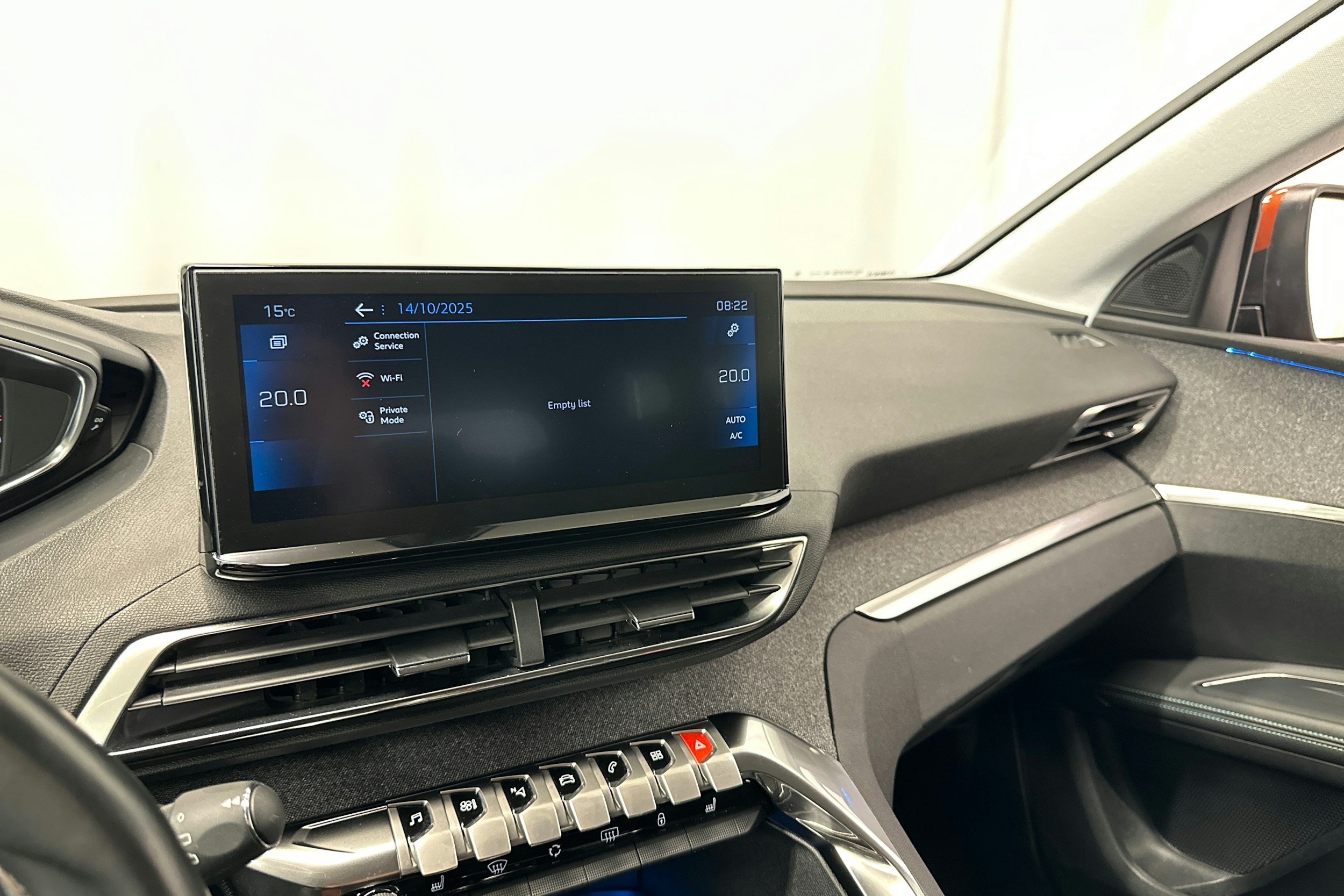 ruskea (beige) Peugeot 5008 2021 kuva 28.