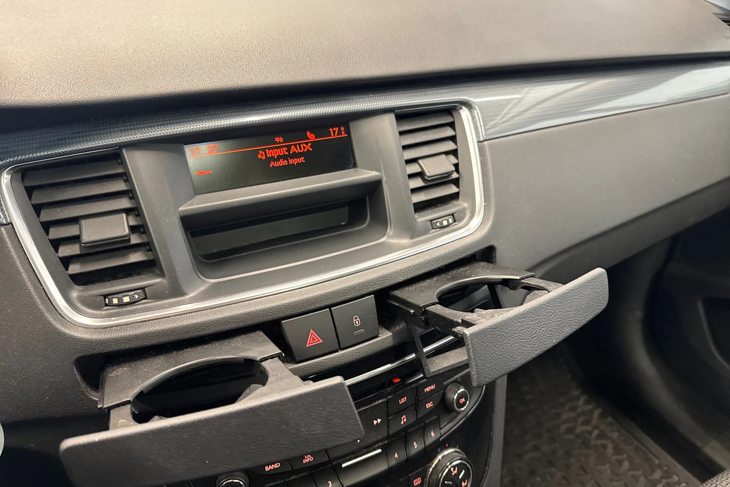 sininen Peugeot 508 2011 kuva 20.