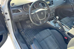 valkoinen Peugeot 508 2011 kuva 3.