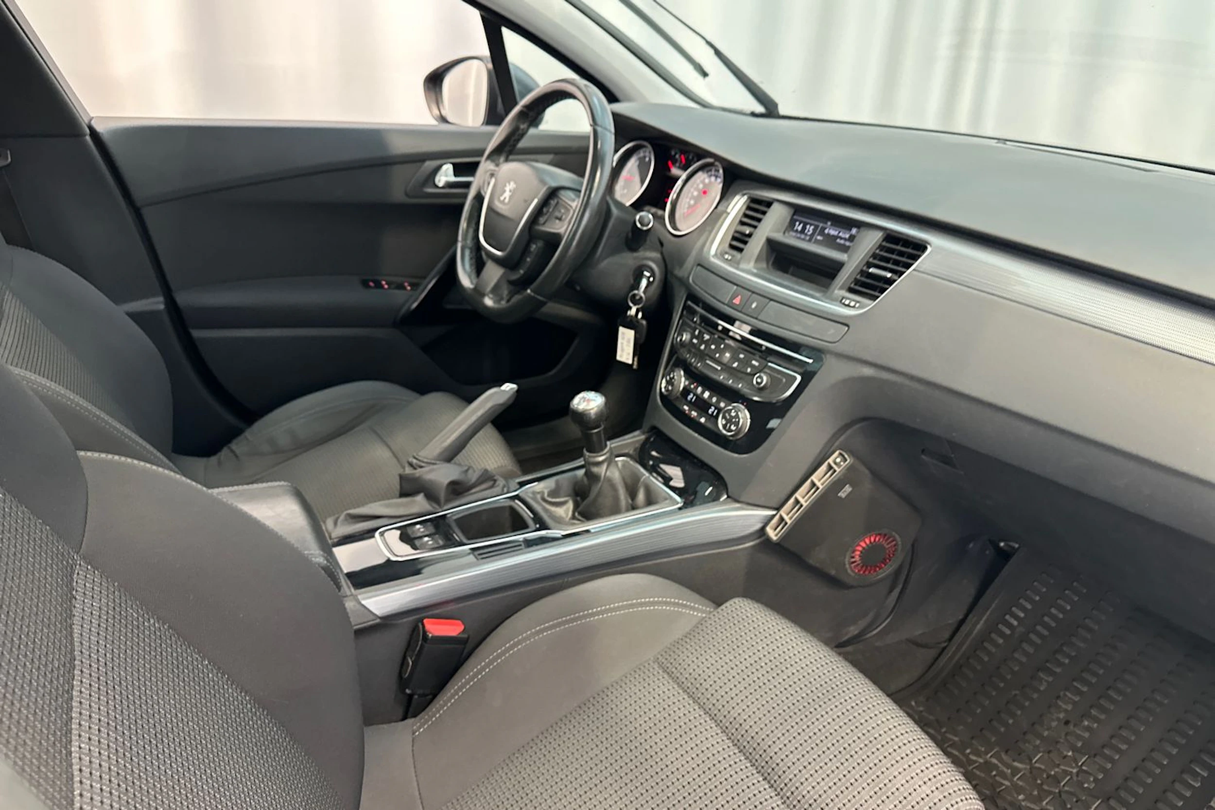 harmaa Peugeot 508 2013 kuva 15.