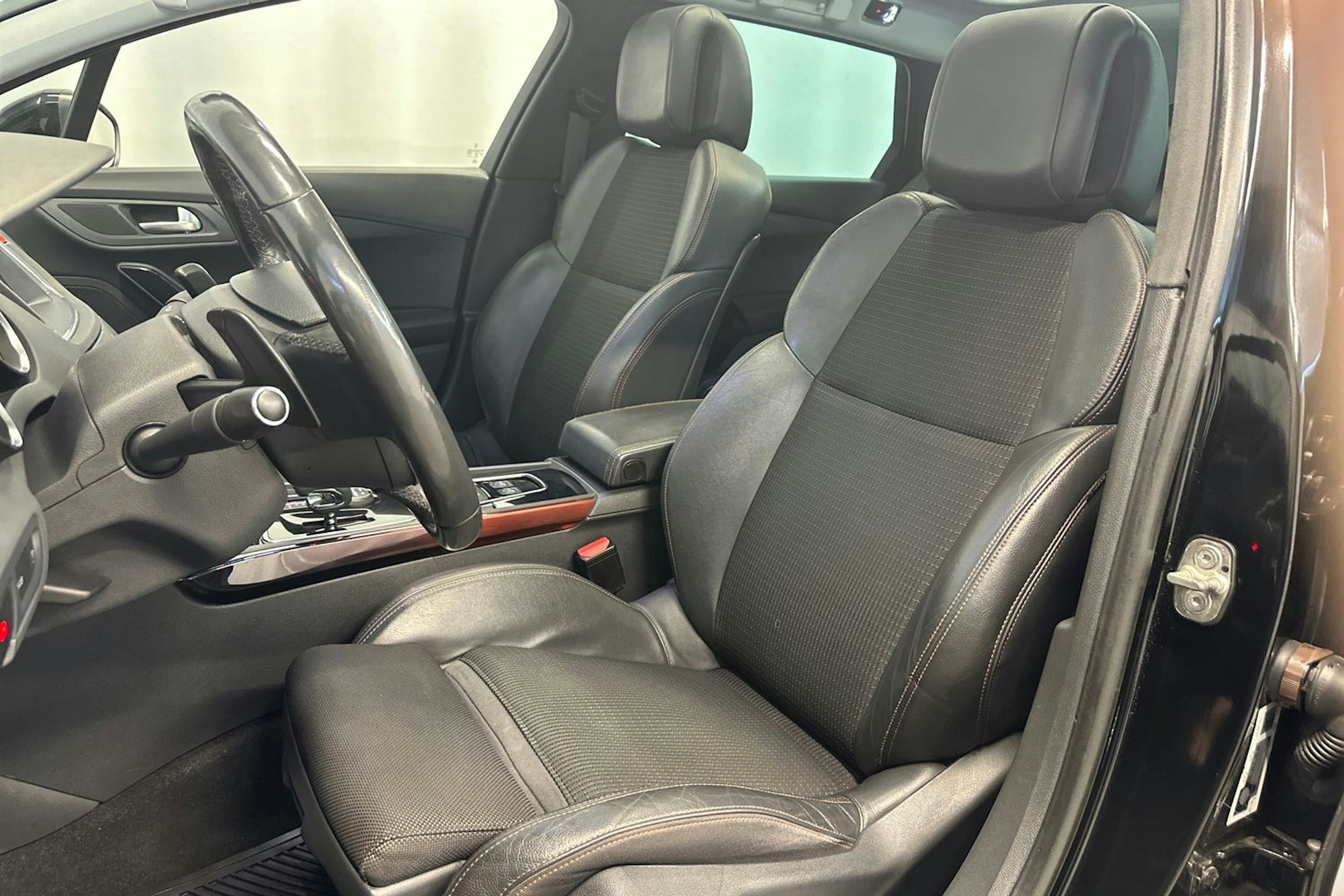 musta Peugeot 508 2013 kuva 14.