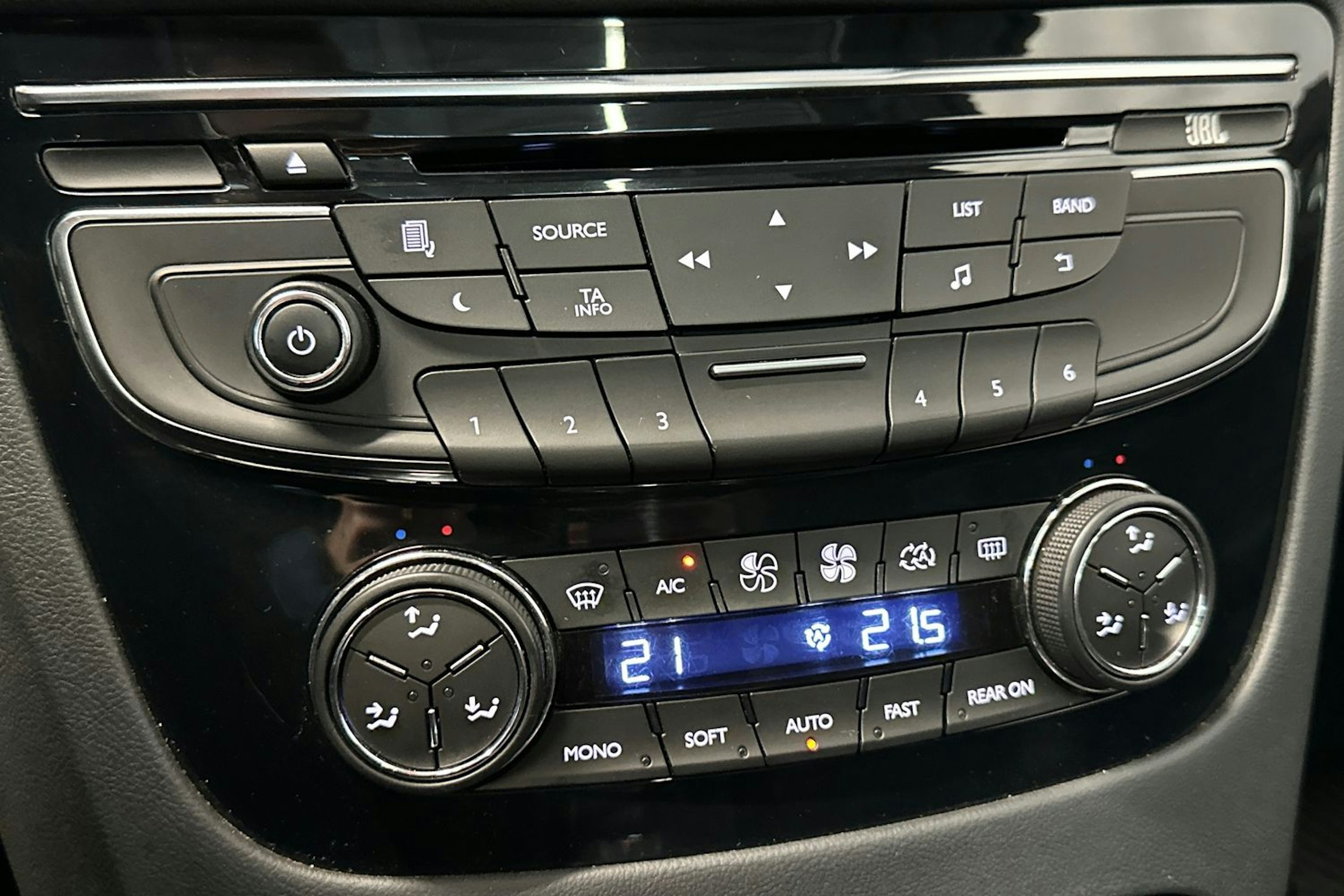 musta Peugeot 508 2013 kuva 24.