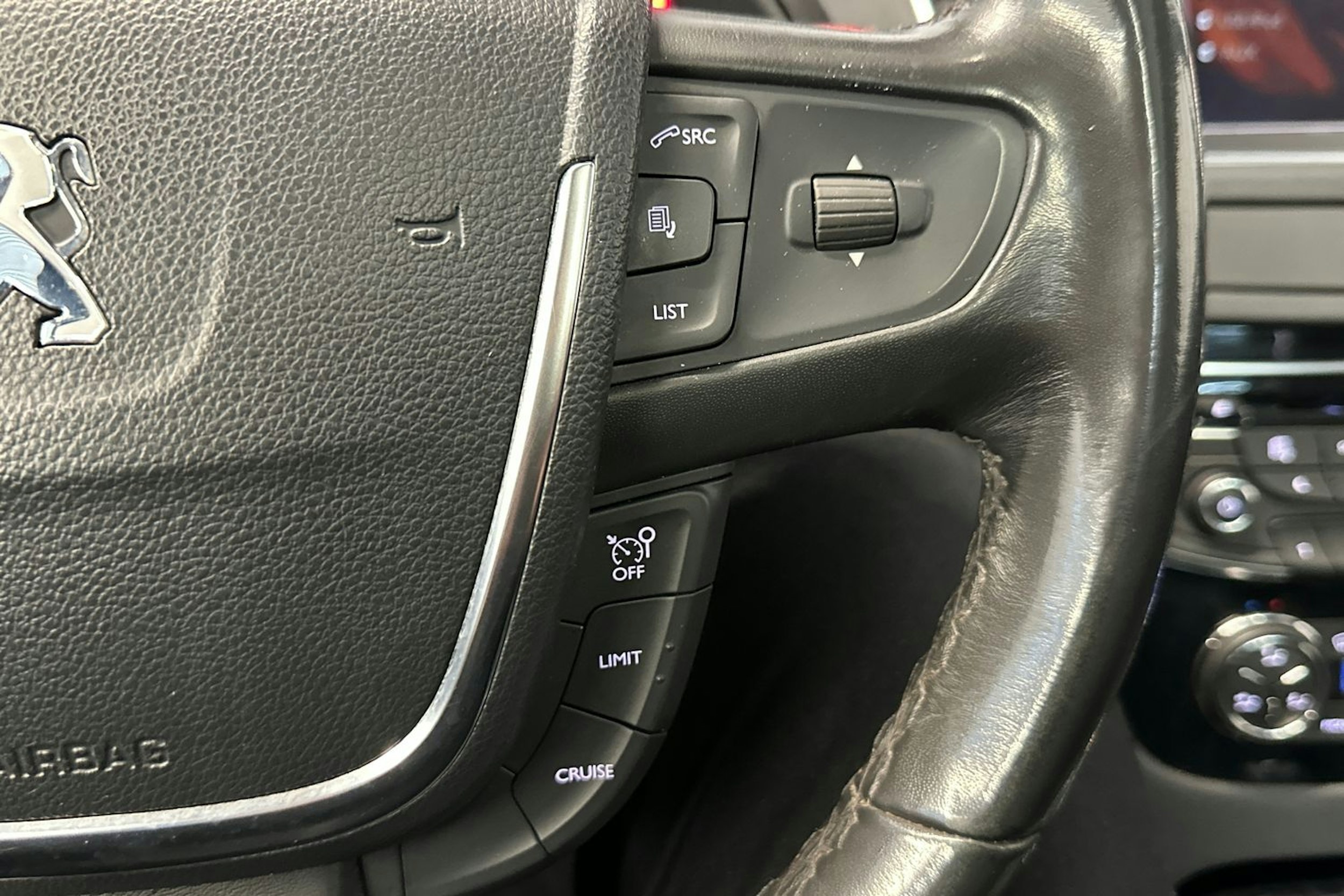 musta Peugeot 508 2013 kuva 28.