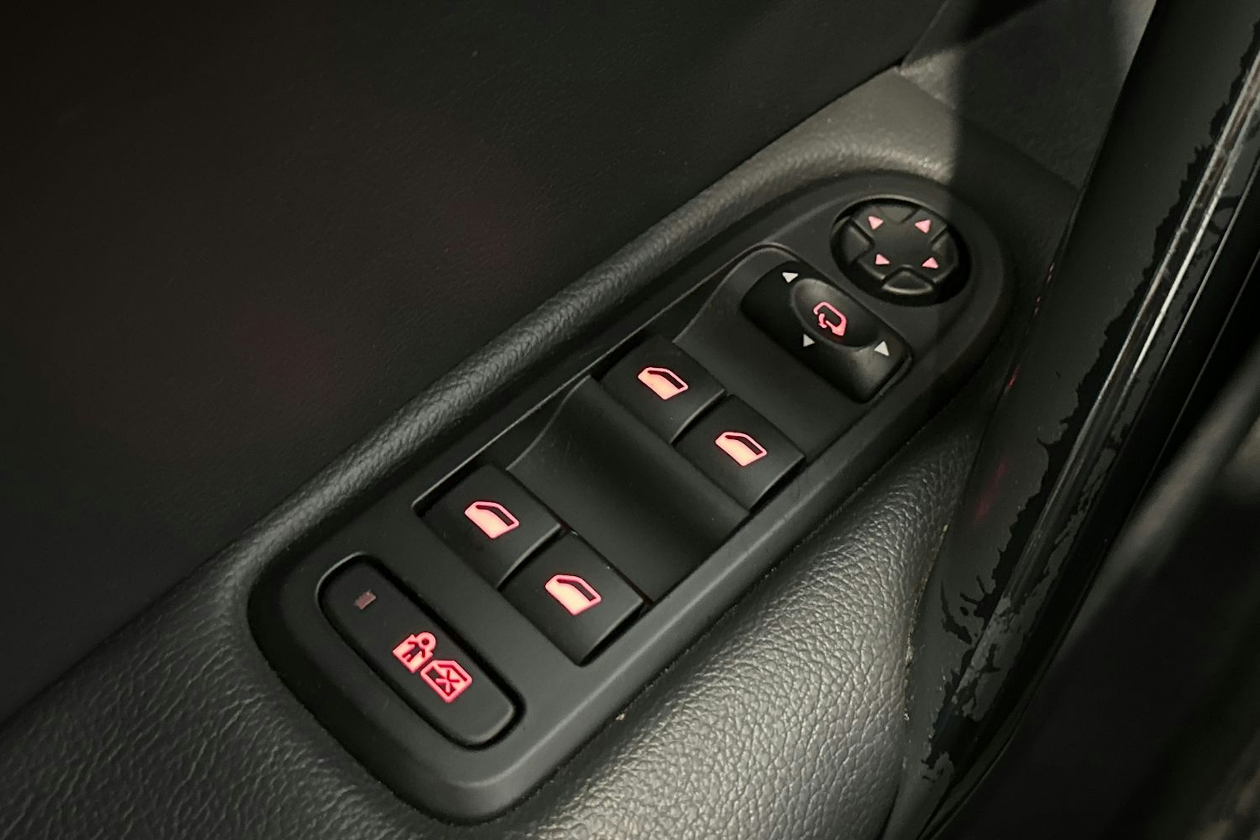 musta Peugeot 508 2013 kuva 30.