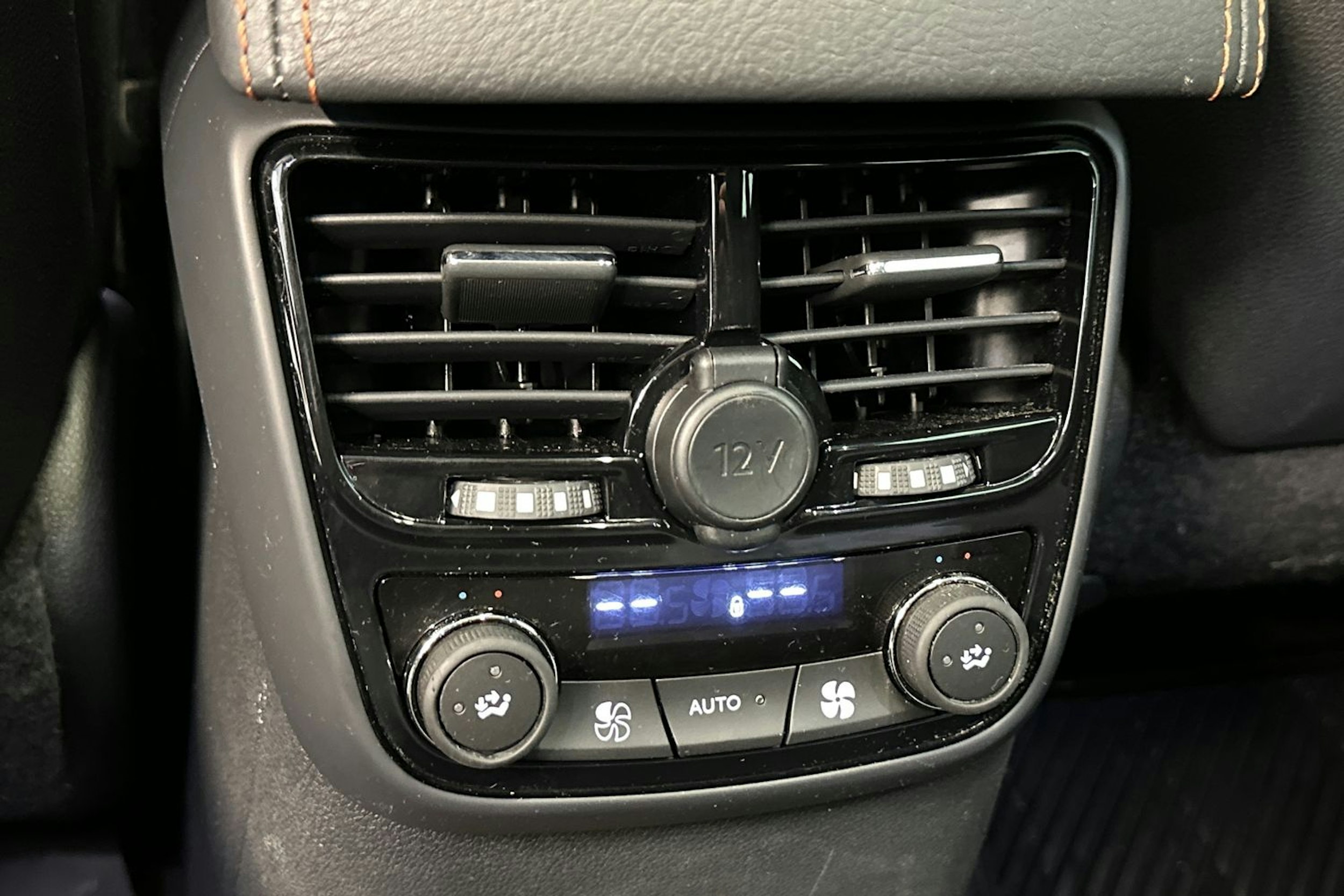 musta Peugeot 508 2013 kuva 32.