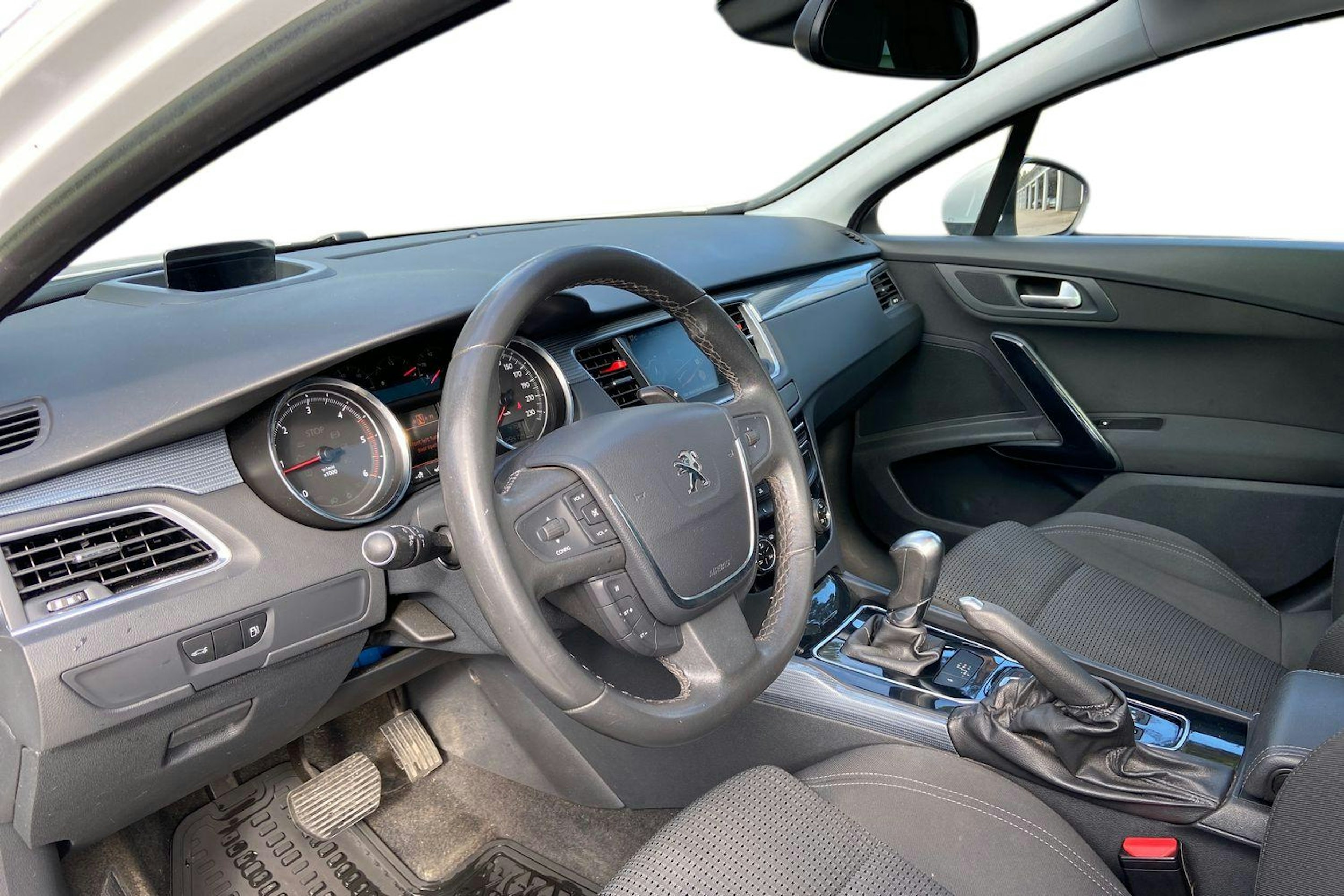 valkoinen Peugeot 508 2014 kuva 7.