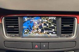 valkoinen Peugeot 508 2014 kuva 19.