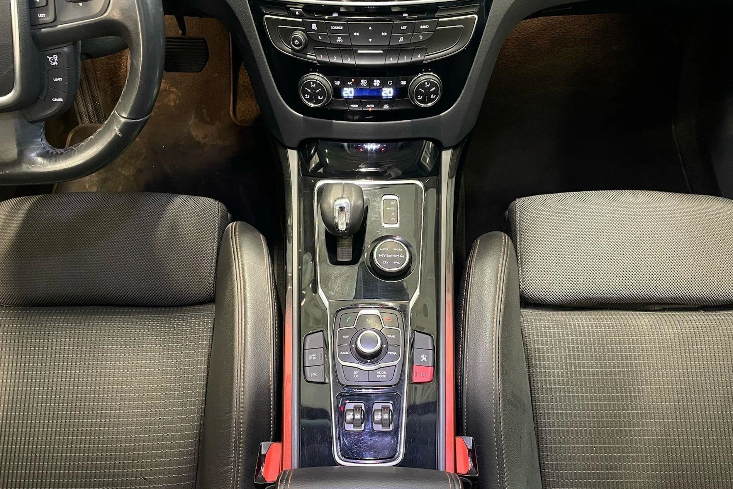 valkoinen Peugeot 508 2014 kuva 20.