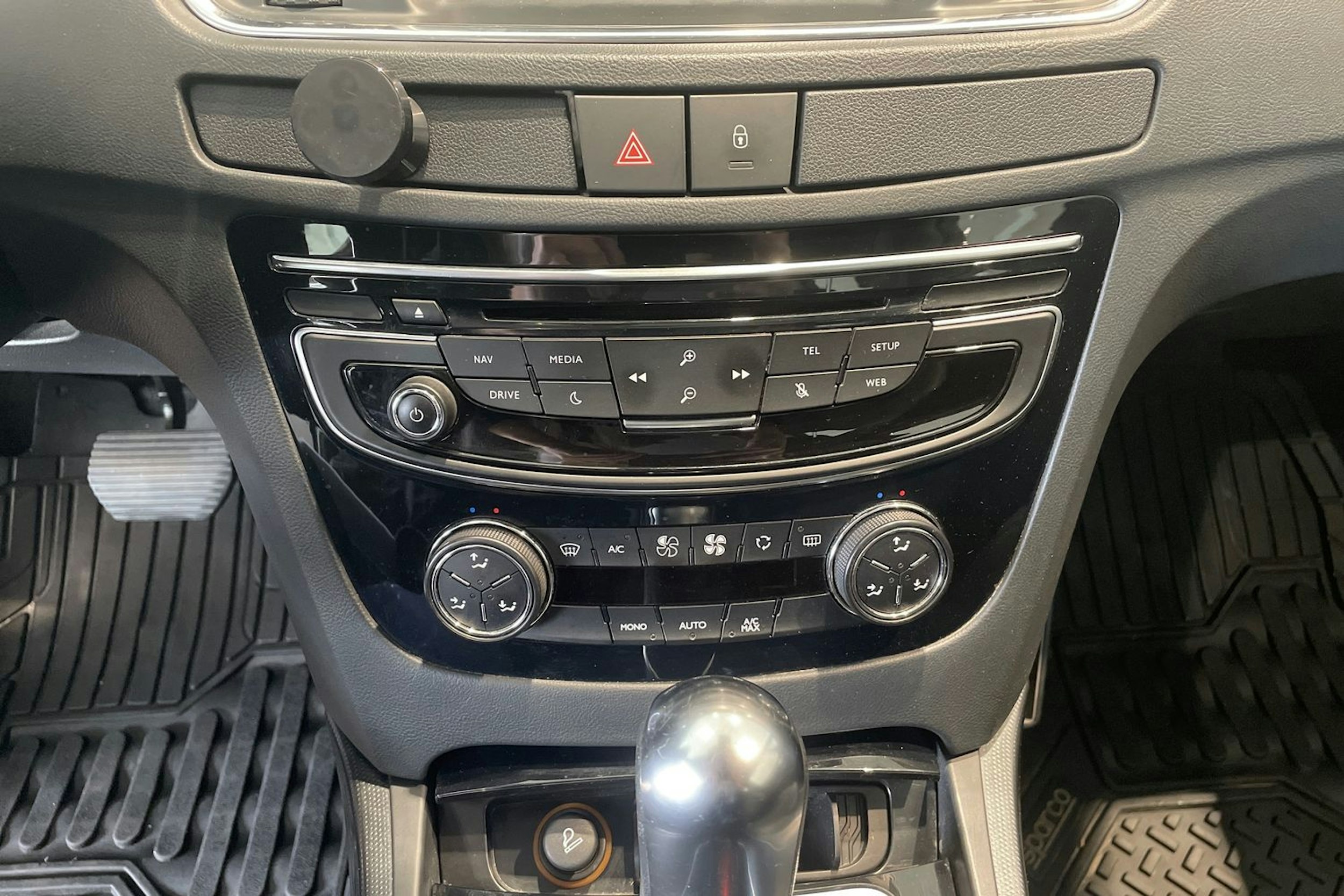 Musta Peugeot 508 2014 kuva 21.