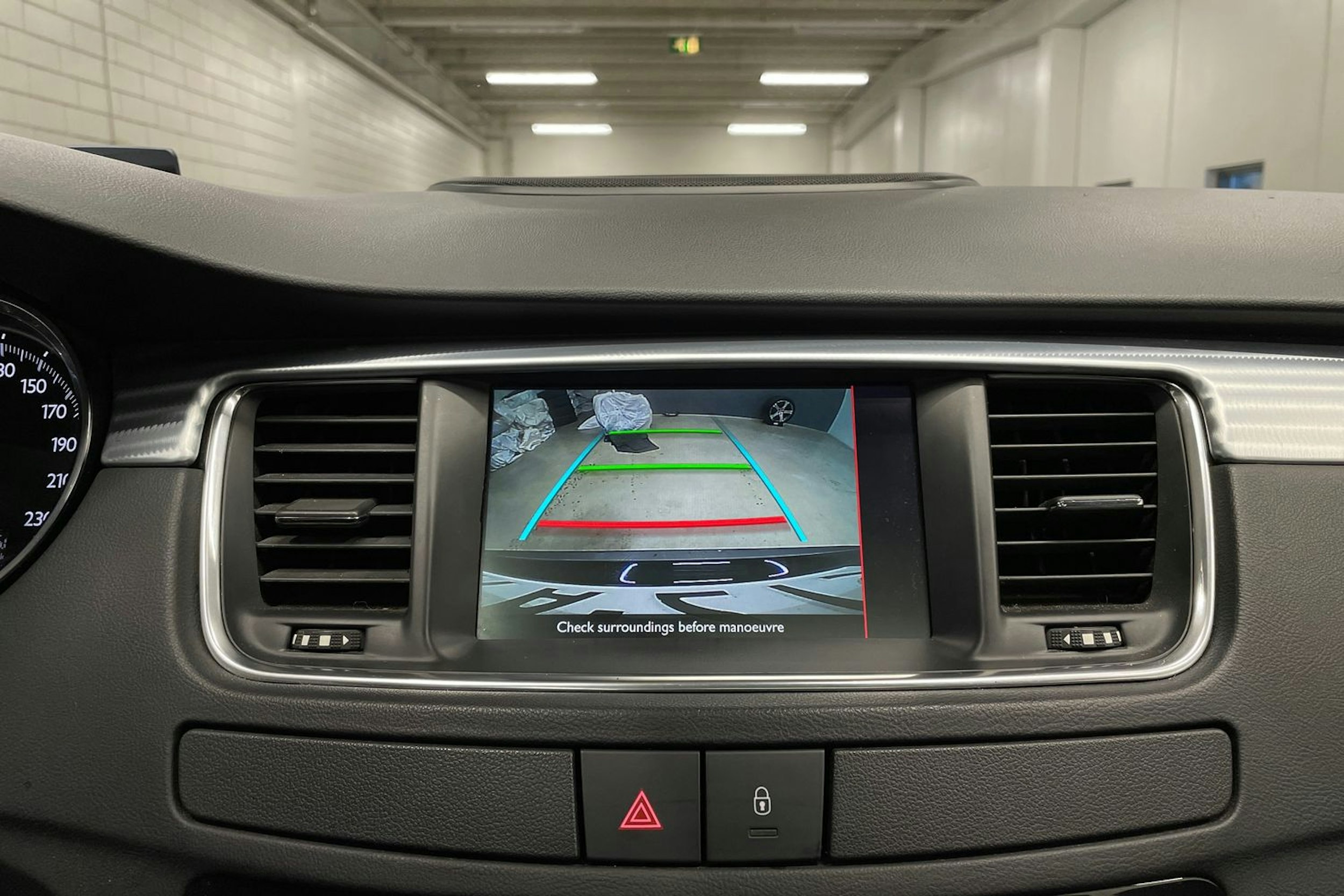 musta Peugeot 508 2016 kuva 20.