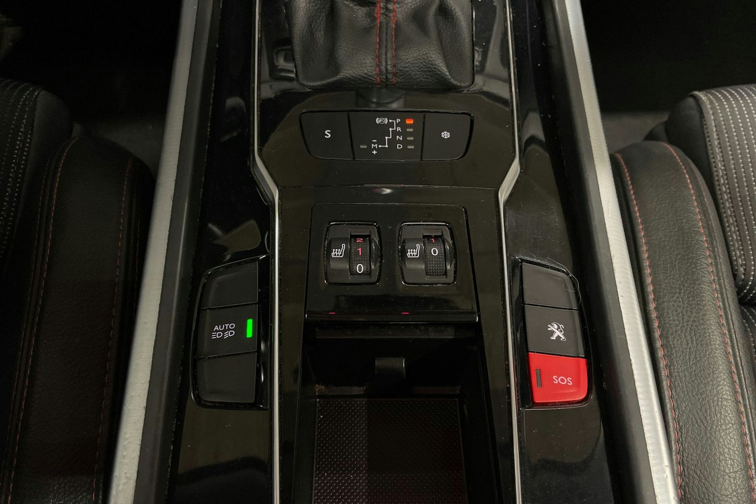 musta Peugeot 508 2016 kuva 22.