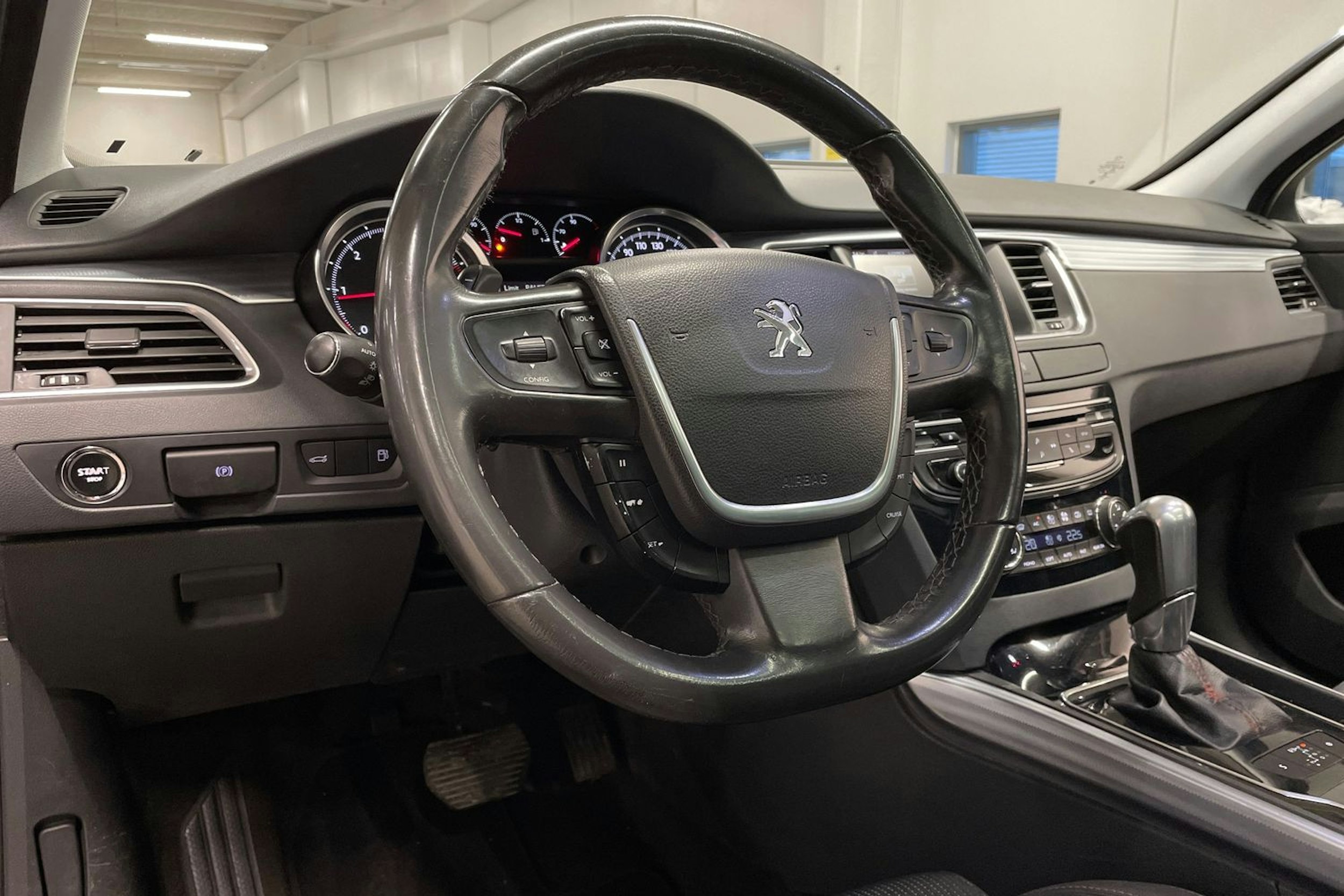 musta Peugeot 508 2016 kuva 29.