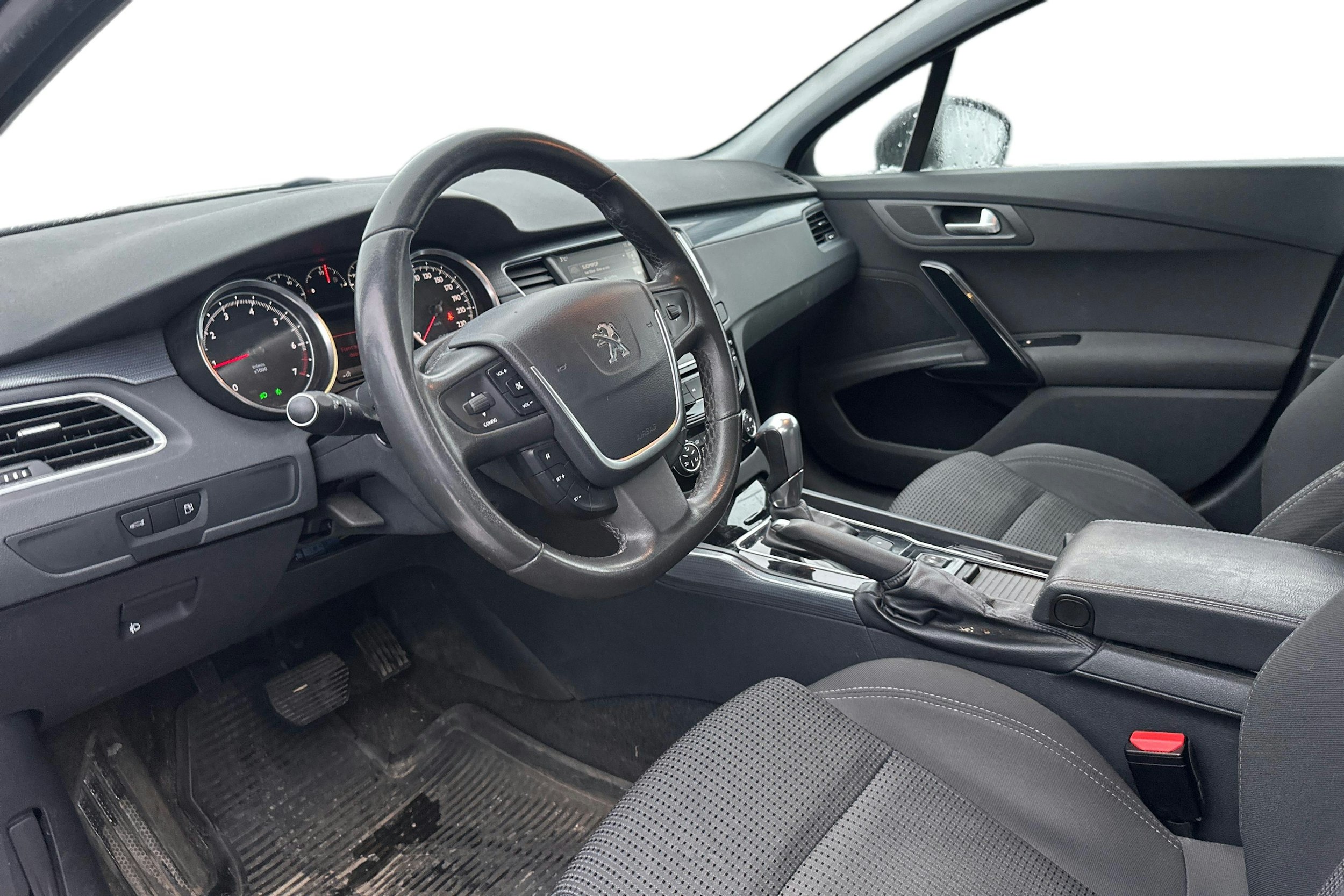 Musta Peugeot 508 2016 kuva 3.