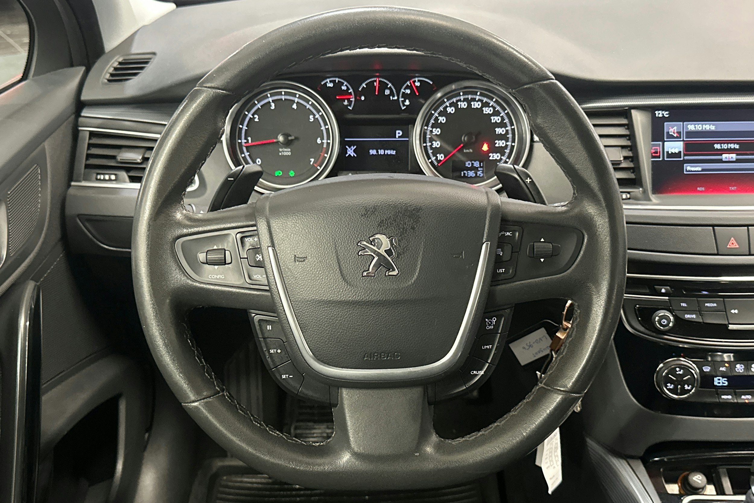 Musta Peugeot 508 2016 kuva 15.