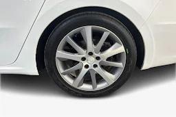 Valkoinen Peugeot 508 2016 kuva 12.