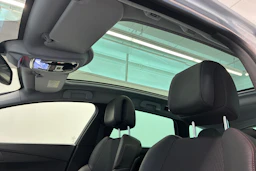 Valkoinen Peugeot 508 2016 kuva 16.