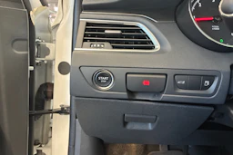 Valkoinen Peugeot 508 2016 kuva 23.