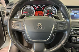 Valkoinen Peugeot 508 2016 kuva 24.