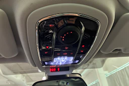 Valkoinen Peugeot 508 2016 kuva 25.