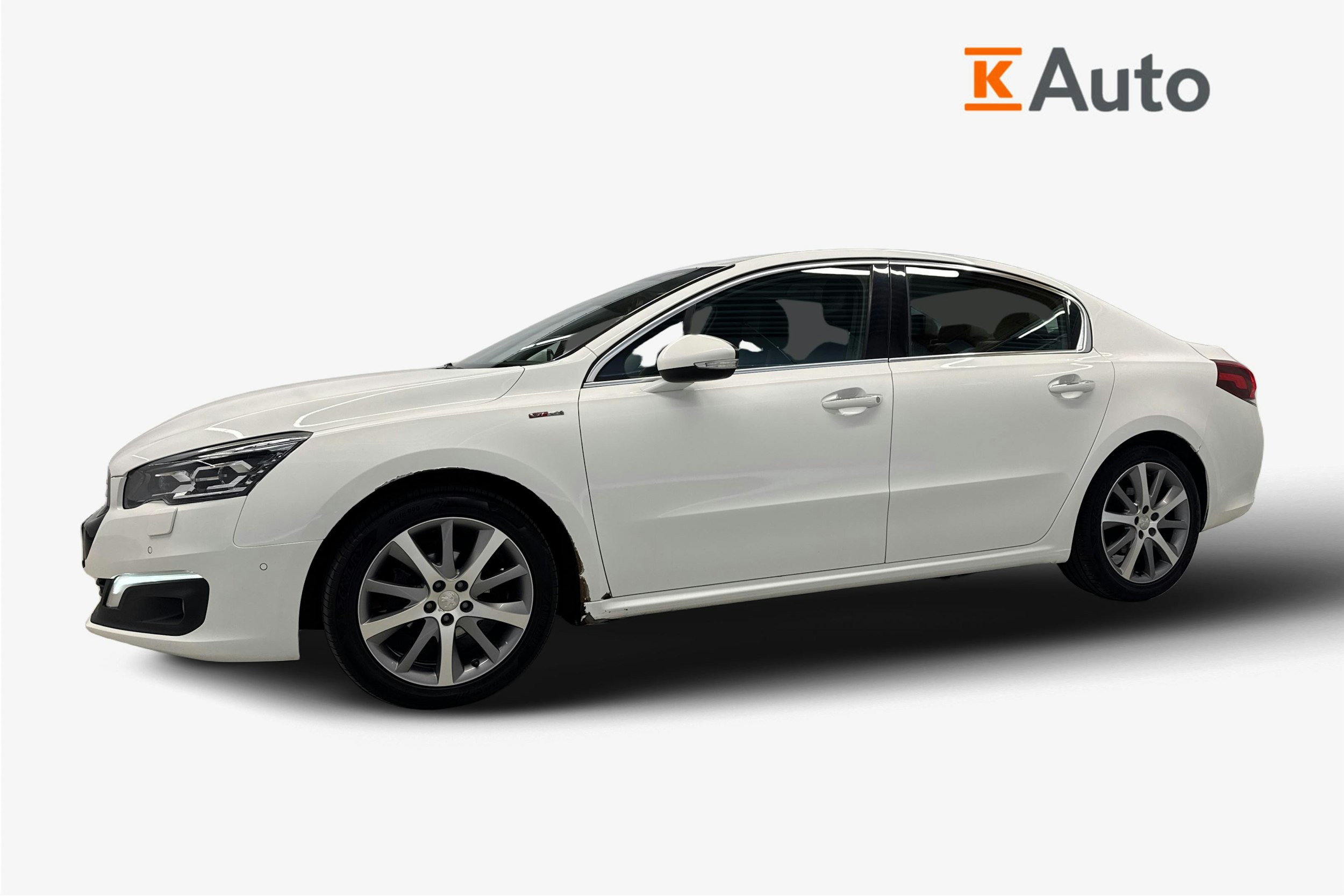 valkoinen Peugeot 508 2016 kuva 6.