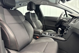 valkoinen Peugeot 508 2016 kuva 14.