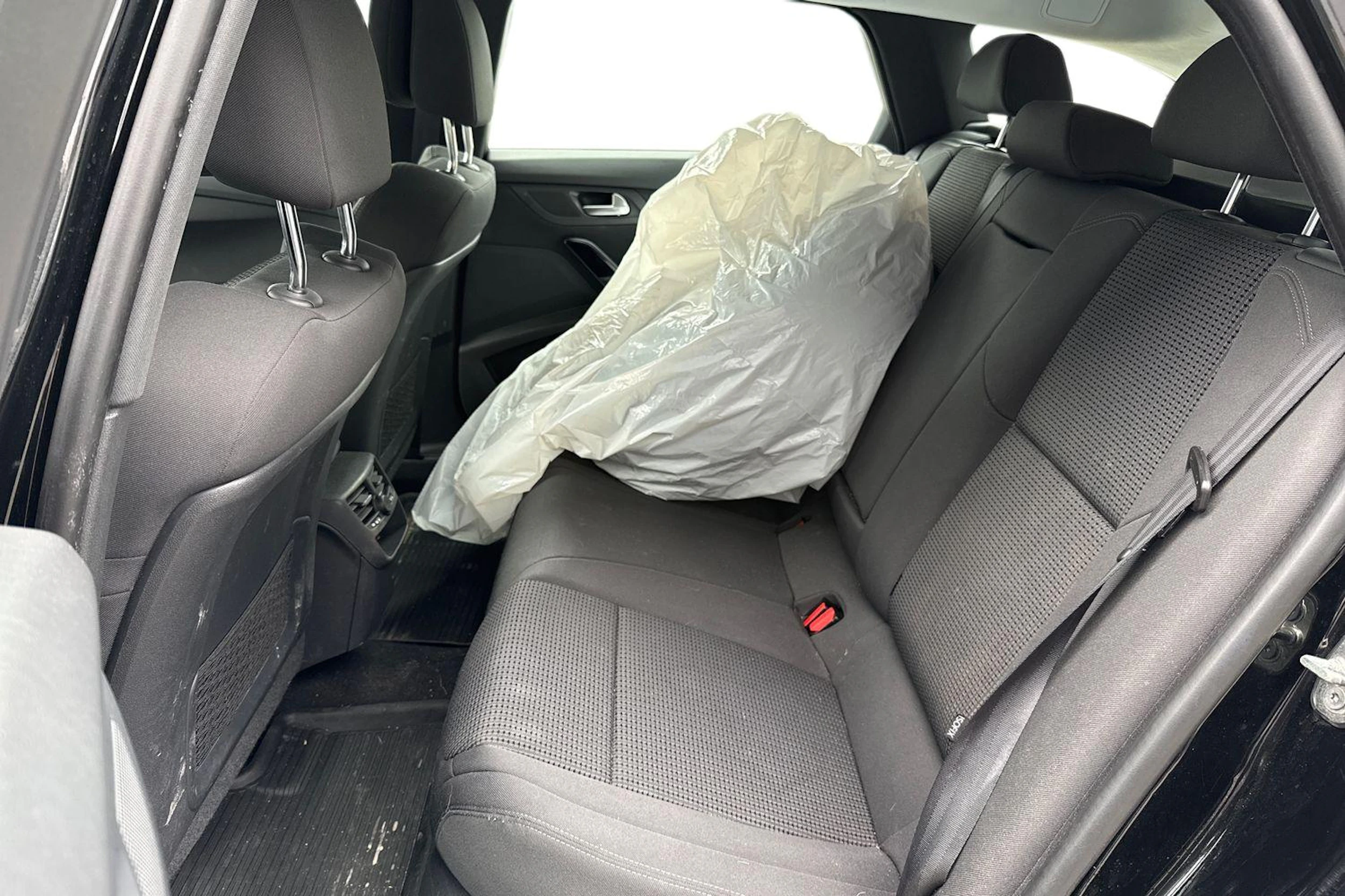 musta Peugeot 508 2016 kuva 8.