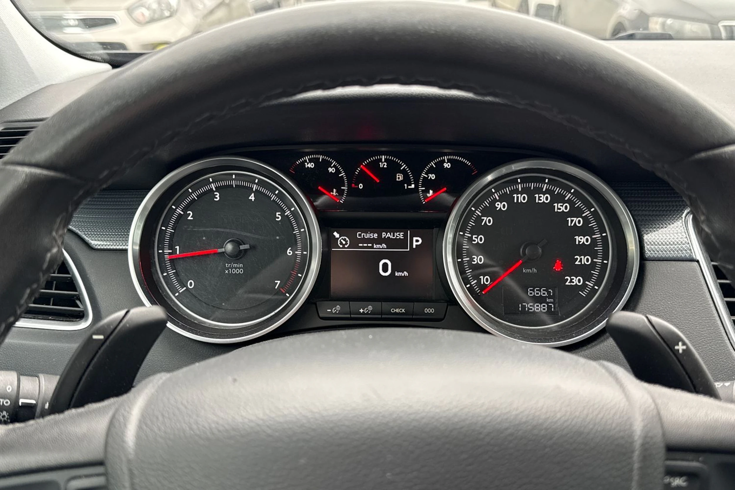 musta Peugeot 508 2016 kuva 14.