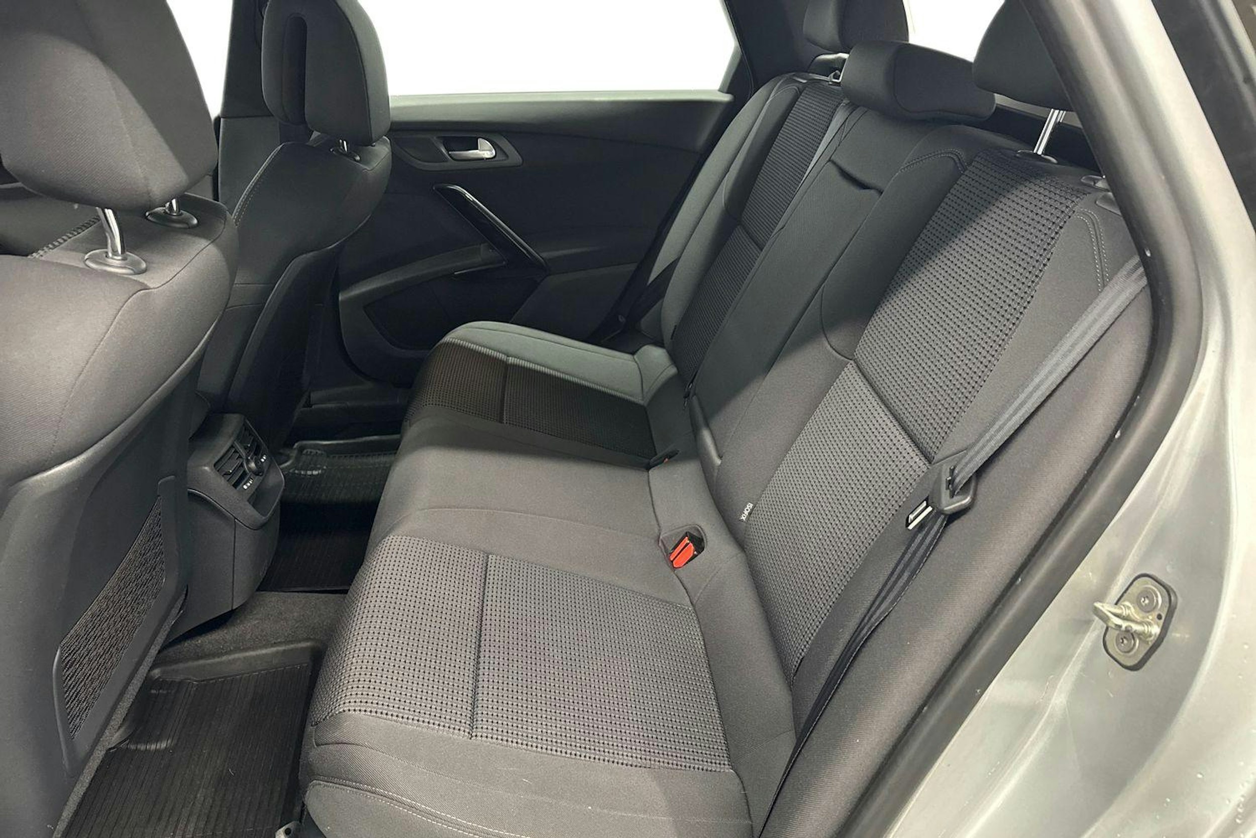 harmaa Peugeot 508 2017 kuva 10.
